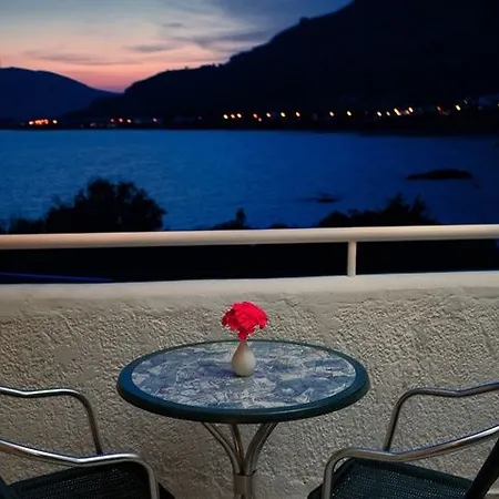 Appartement Anthi Maria *