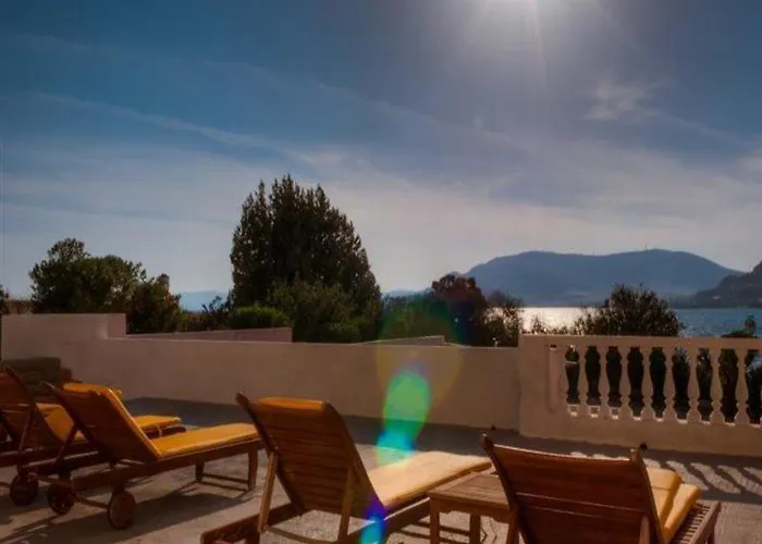 Anthi Maria Apartment